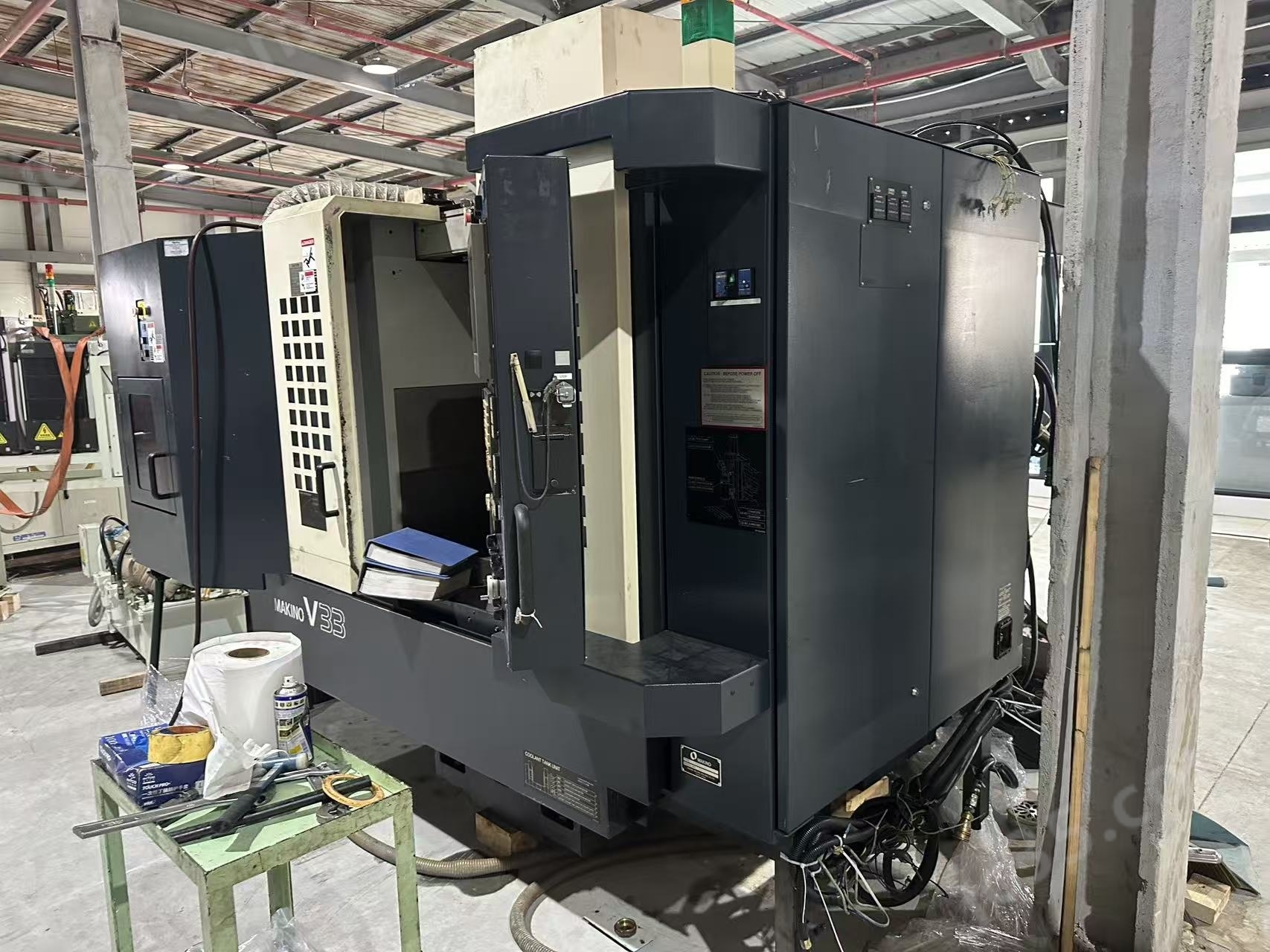 牧野V33立式加工中心